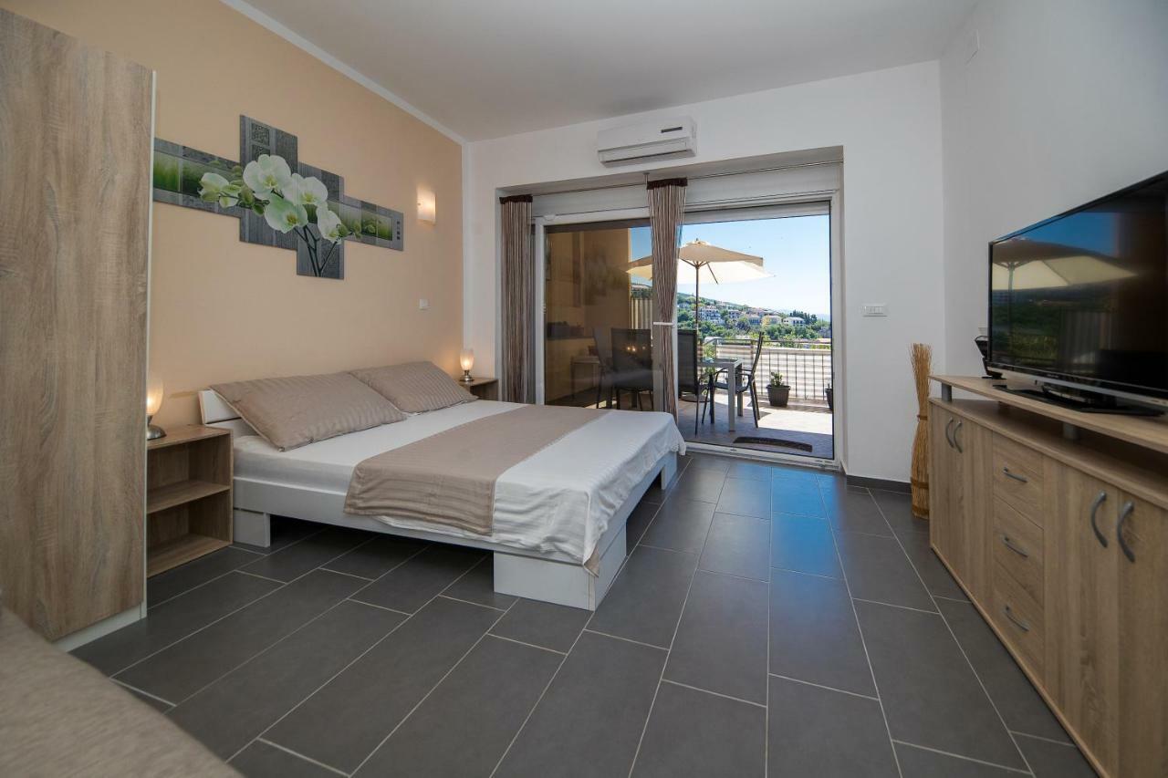 Apartment Zorica Crikvenica Exterior foto